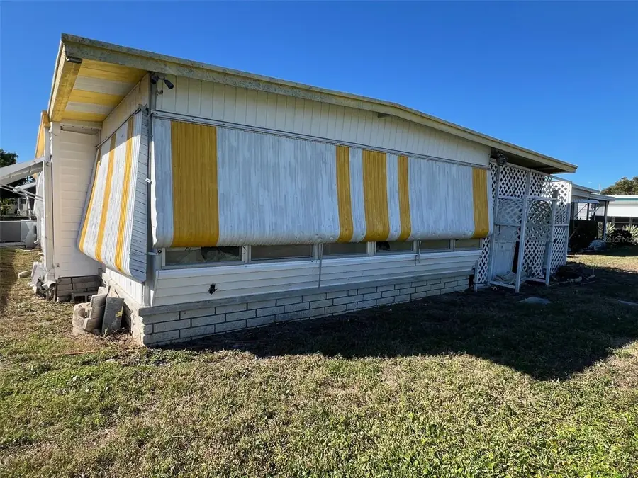 61 Thatch Palm Street W, Largo, FL 33770 - Image #2