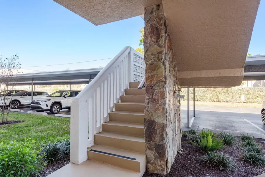 5095 Bay Street Ne #205, Saint Petersburg, FL 33703 - Image #3