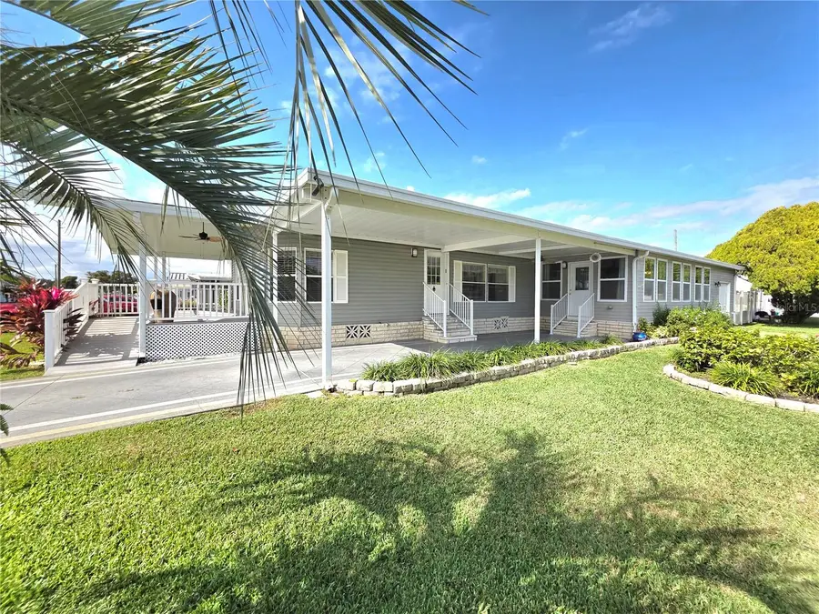 37407 Sandra Avenue, Zephyrhills, FL 33542 - Image #2