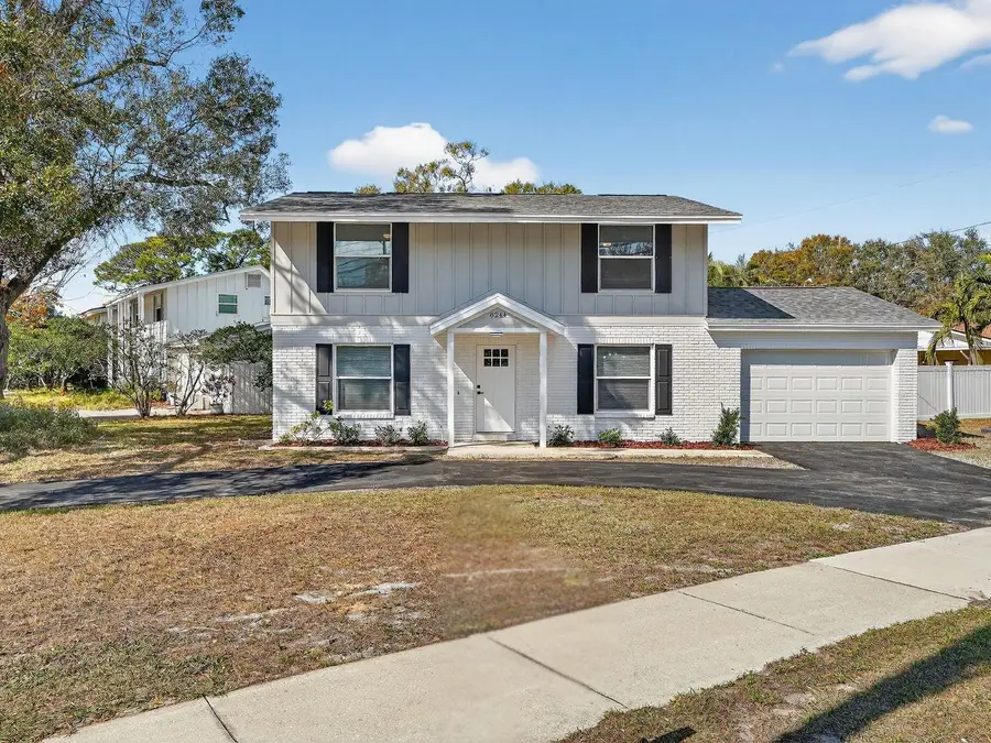 8244 125th Street, Seminole, FL 33772 - Image #2