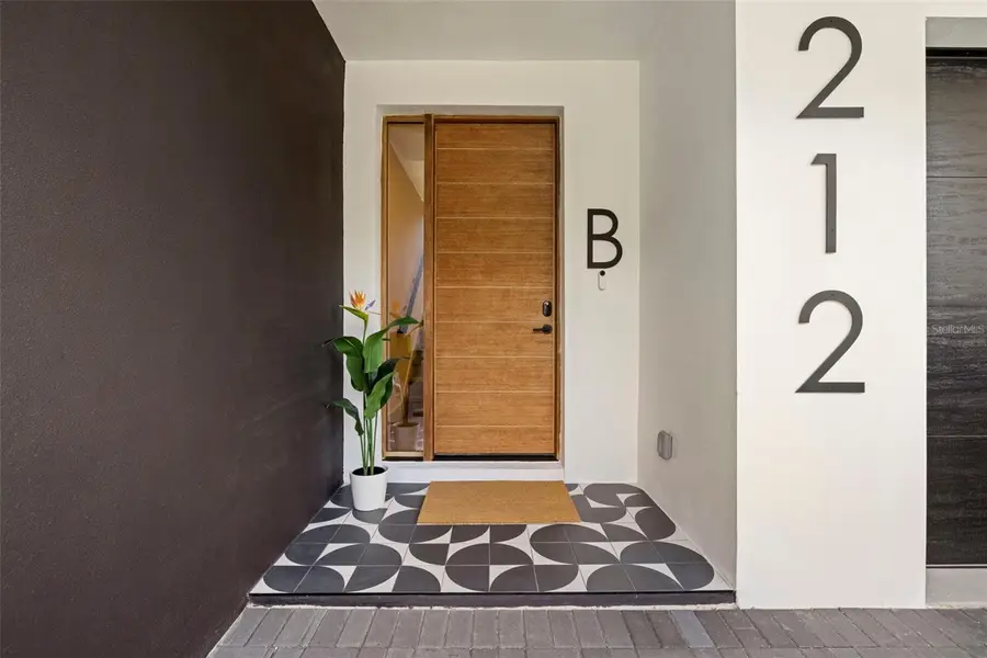 212 W Euclid Avenue #B, Tampa, FL 33602 - #3