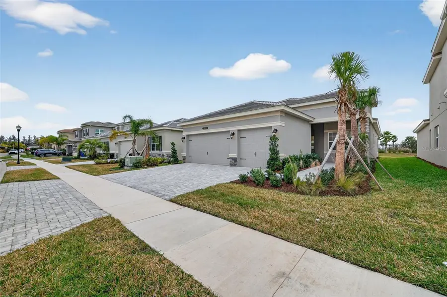32268 Mahogany Valley Drive, Wesley Chapel, FL 33543 - Image #2