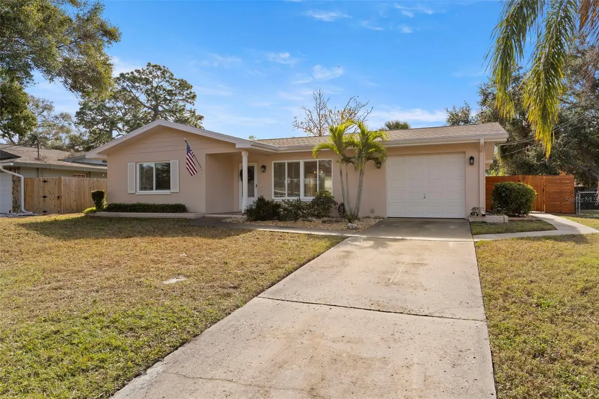 3294 Harbor Lake Drive, Largo, FL 33770 - Image #1