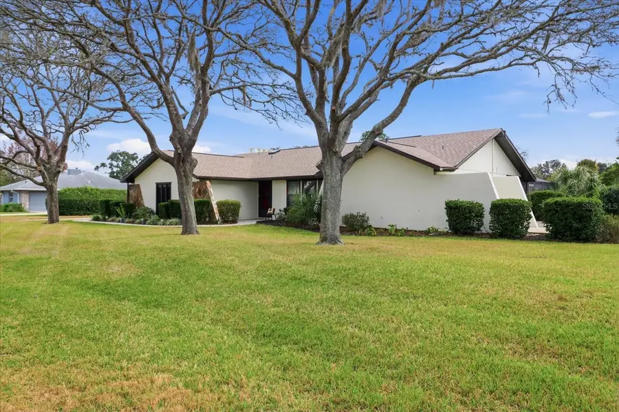 560 E Falconry Court, Hernando, FL 34442 - Image #3