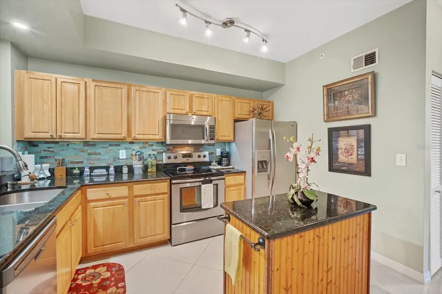 5721 Bentgrass Drive #20-209, Sarasota, FL 34235 - Image #3