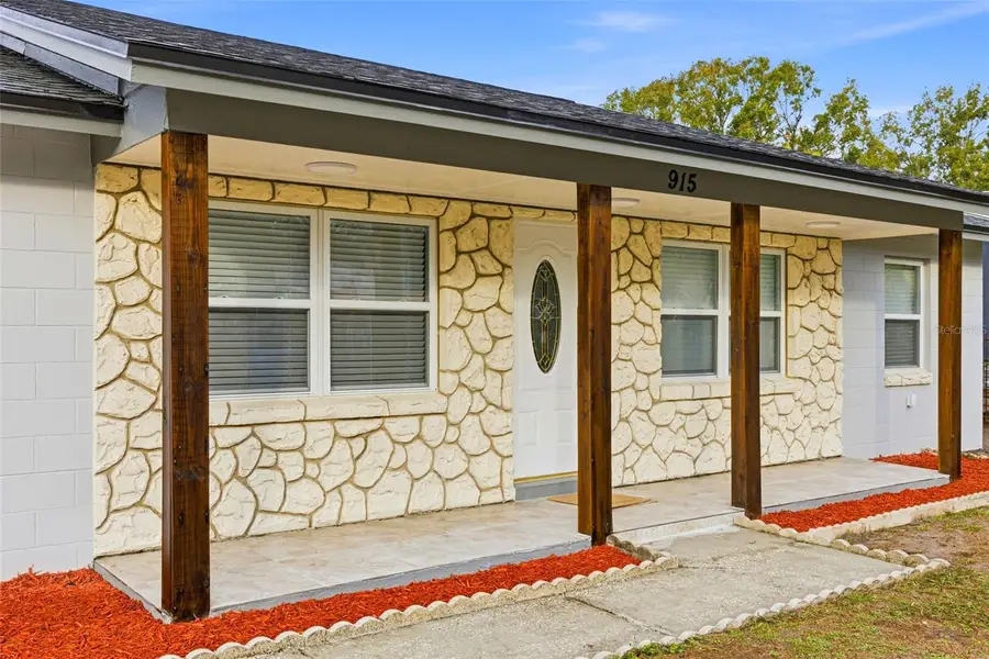 915 Maydell Drive, Tampa, FL 33619 - Image #2