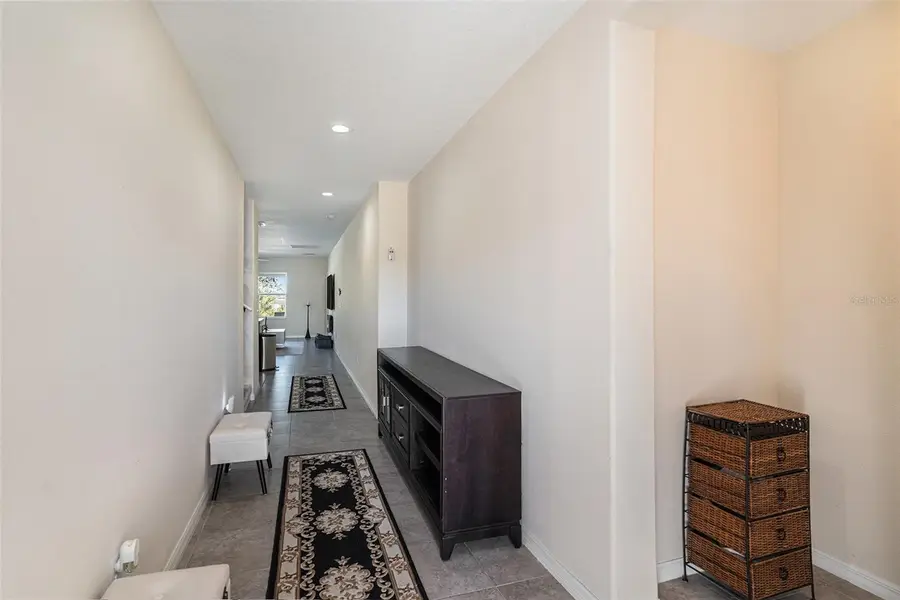 12631 Flatwood Creek Drive, Gibsonton, FL 33534 - Image #3