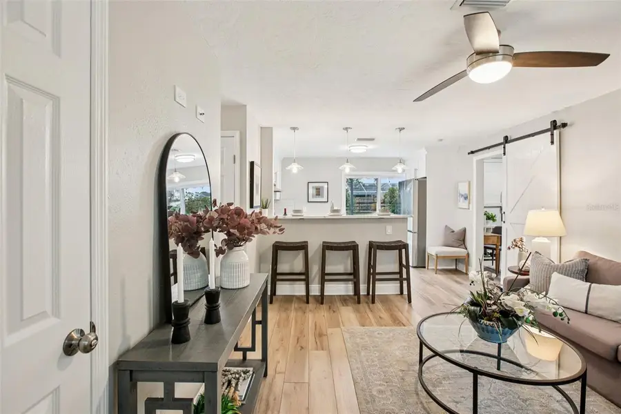 151 SE Monroe Circle N, Saint Petersburg, FL 33703 - Image #2