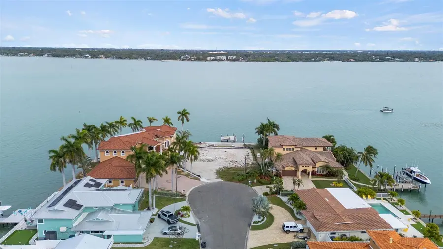 850 Capri Boulevard, Treasure Island, FL 33706 - Image #3