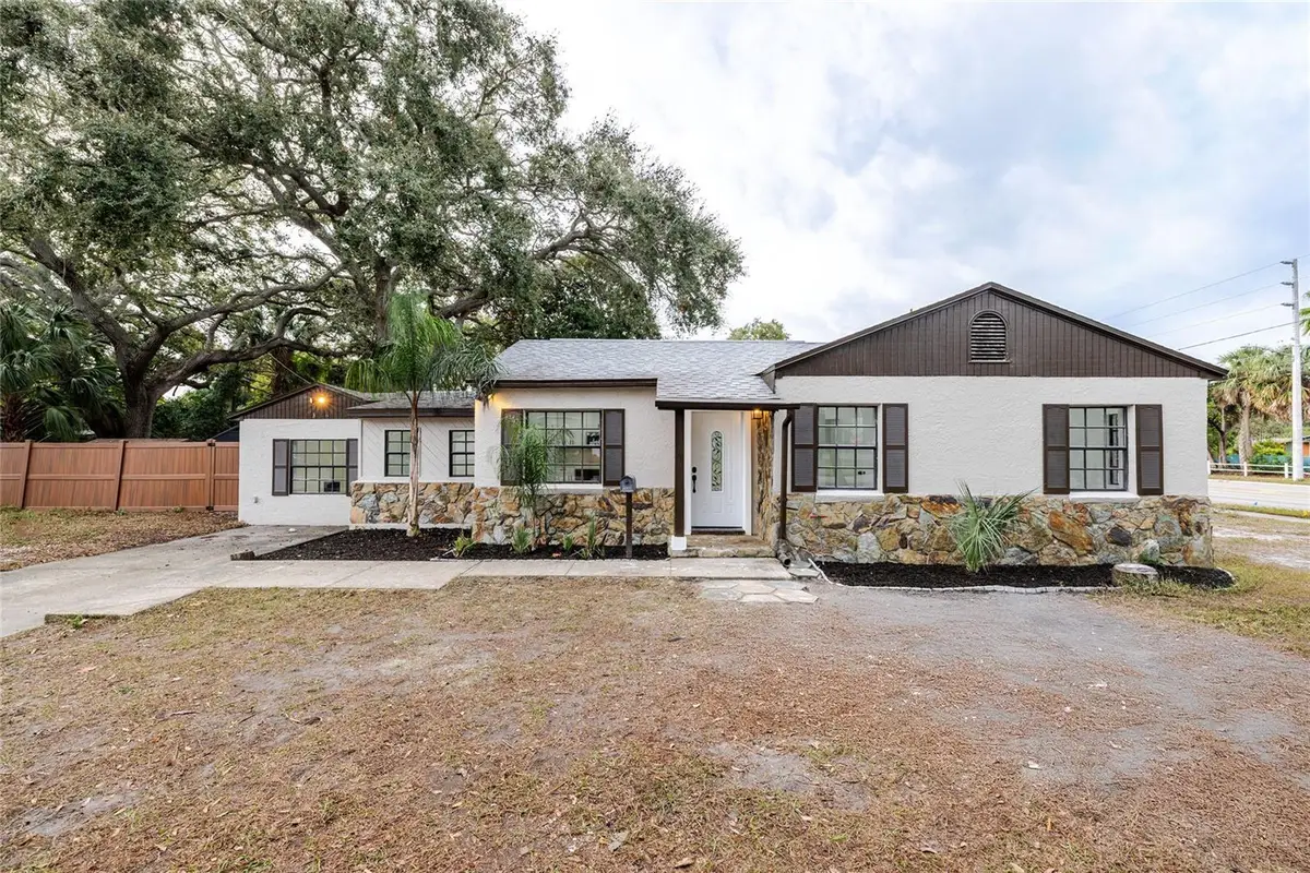 3546 Boca Ciega Drive N, Saint Petersburg, FL 33710 - Image #1