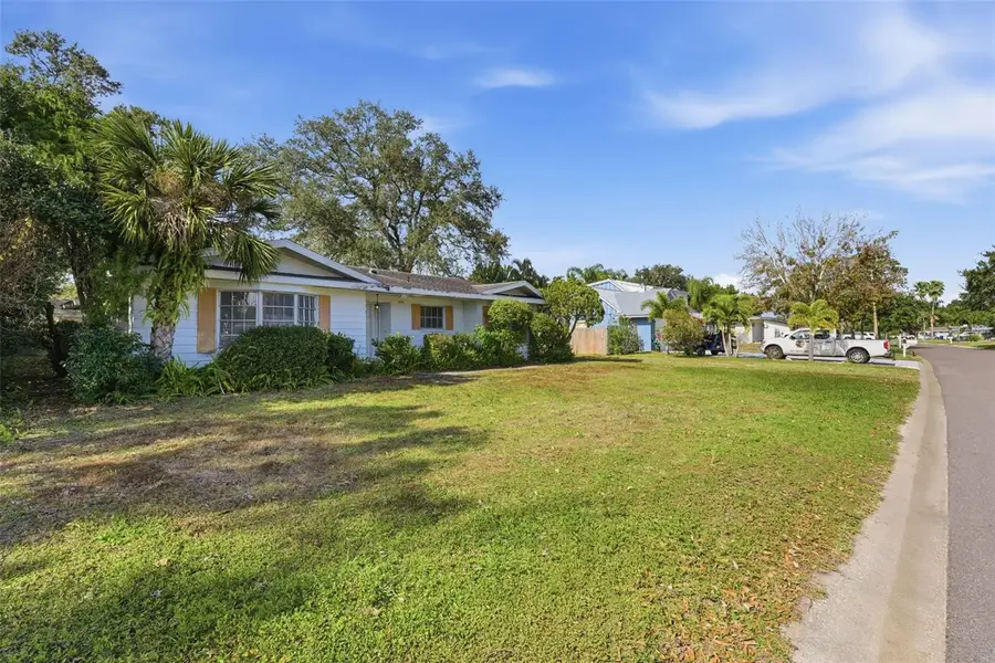 2310 Harrison Drive, Dunedin, FL 34698 - Image #2