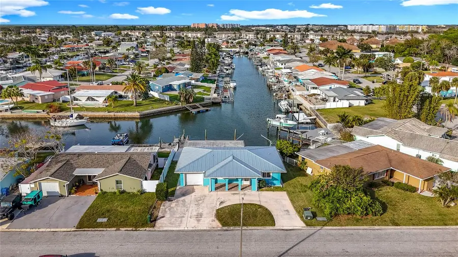 4869 Shell Stream Boulevard, New Port Richey, FL 34652 - Image #2