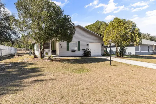 39560 Meadowood Loop, ZEPHYRHILLS, FL 33542