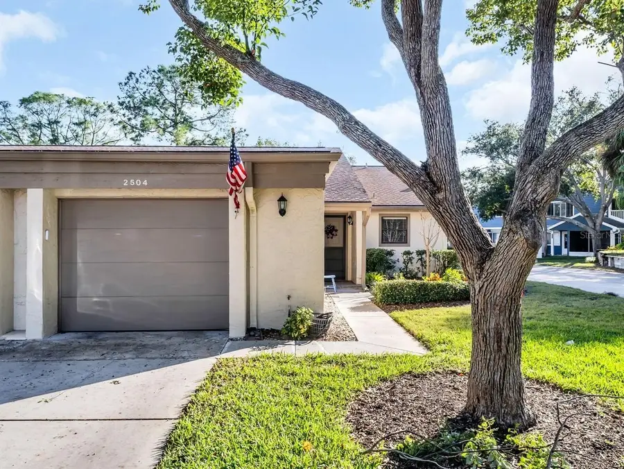 2504 Oak Circle, Tarpon Springs, FL 34689 - Image #2