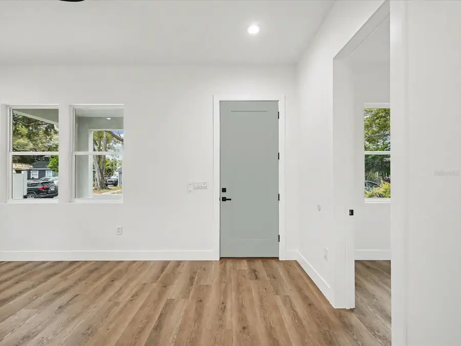 1751 27th Avenue N, Saint Petersburg, FL 33713 - Image #3