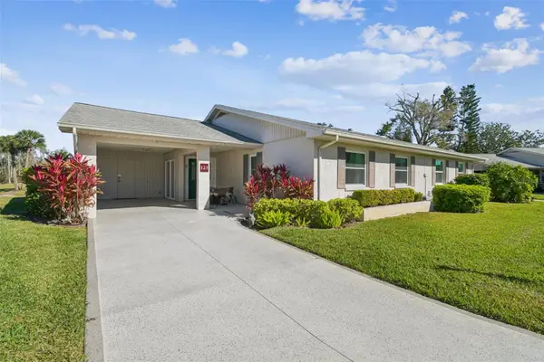 123 Glendower Circle, SUN CITY CENTER, FL 33573