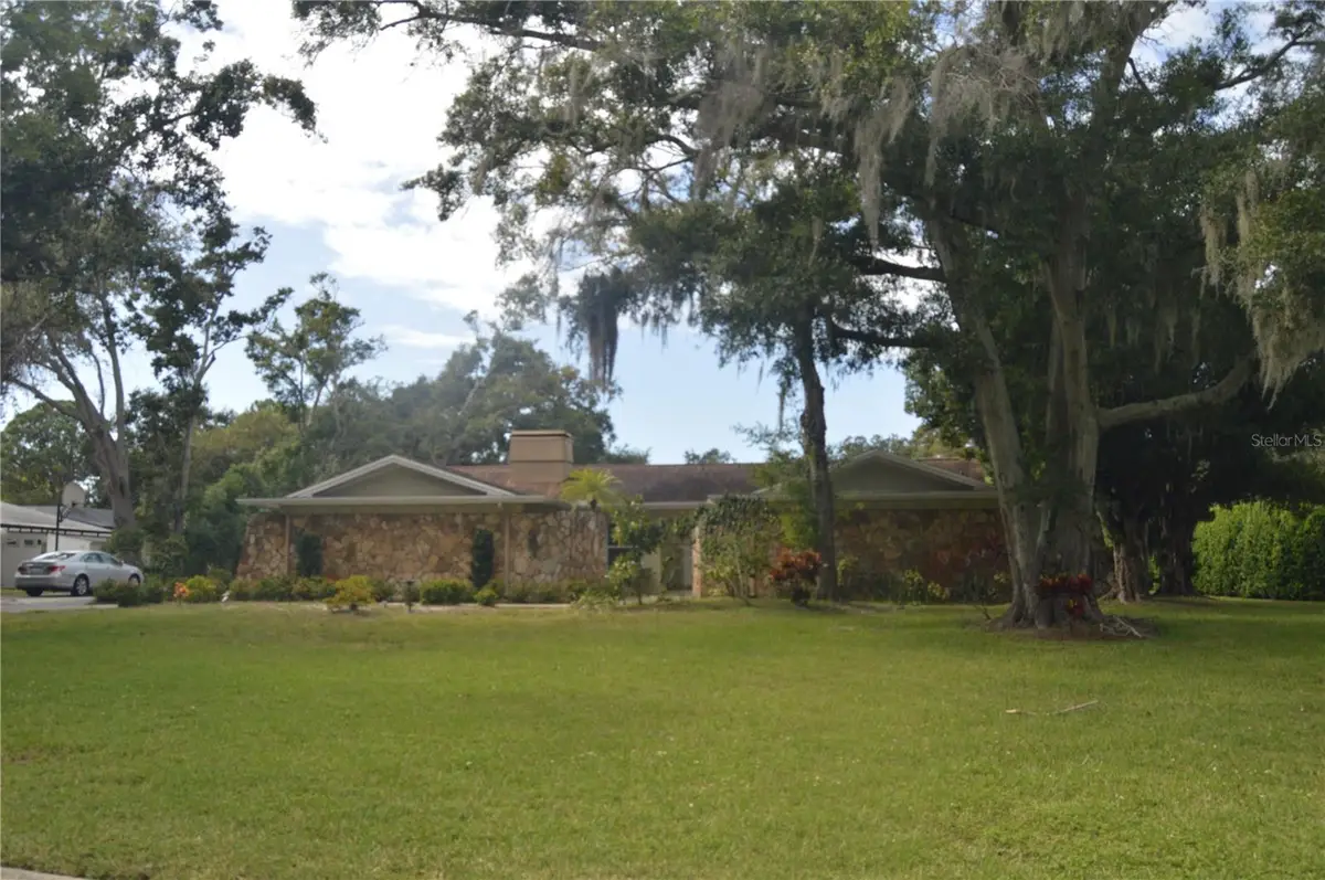 2111 Paddock Circle, Dunedin, FL 34698 - Image #1