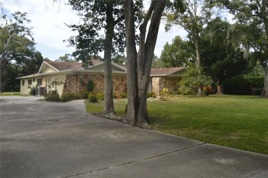 2111 Paddock Circle, Dunedin, FL 34698 - Image #3