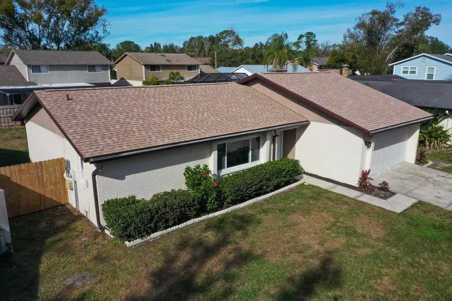 15704 Country Lake Drive, Tampa, FL 33624 - Image #2