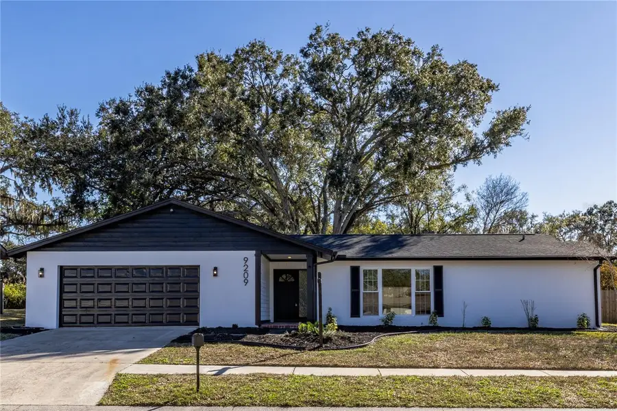 9209 Kingsridge Drive, Temple Terrace, FL 33637 - Image #2