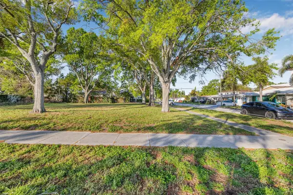 602 Channel Drive, TAMPA, FL 33606