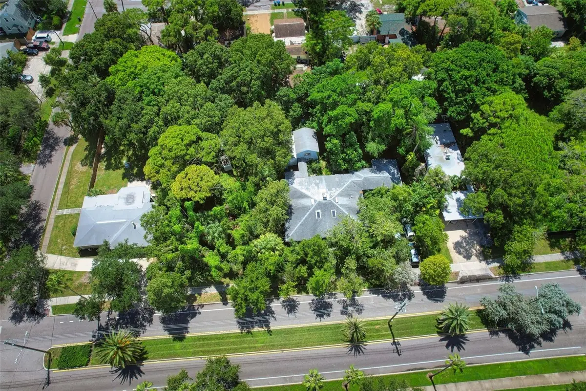 430 39th Avenue S, Saint Petersburg, FL 33705 - Image #1