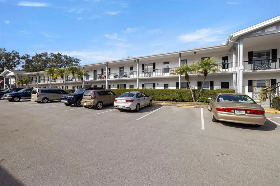 100 Glennes Lane #207, Dunedin, FL 34698 - Image #3