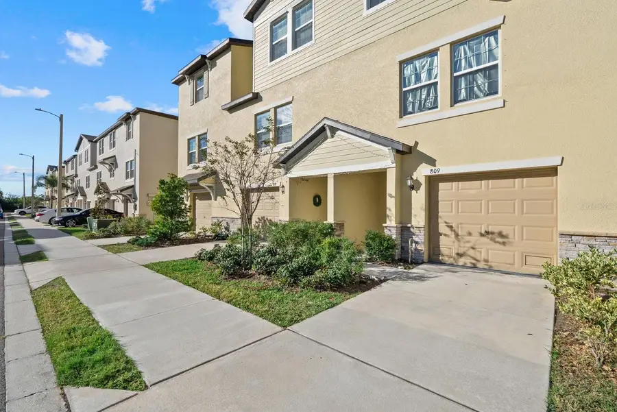 809 Tennyson Mill Circle, Tampa, FL 33619 - Image #3