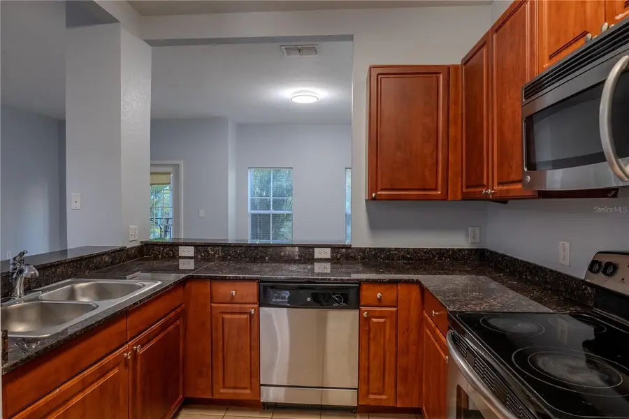 8208 Downpatrick Court, Tampa, FL 33610 - Image #3