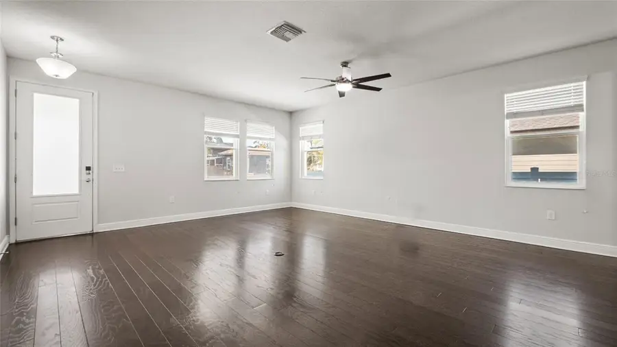 506 E Robles Street, Tampa, FL 33602 - Image #3