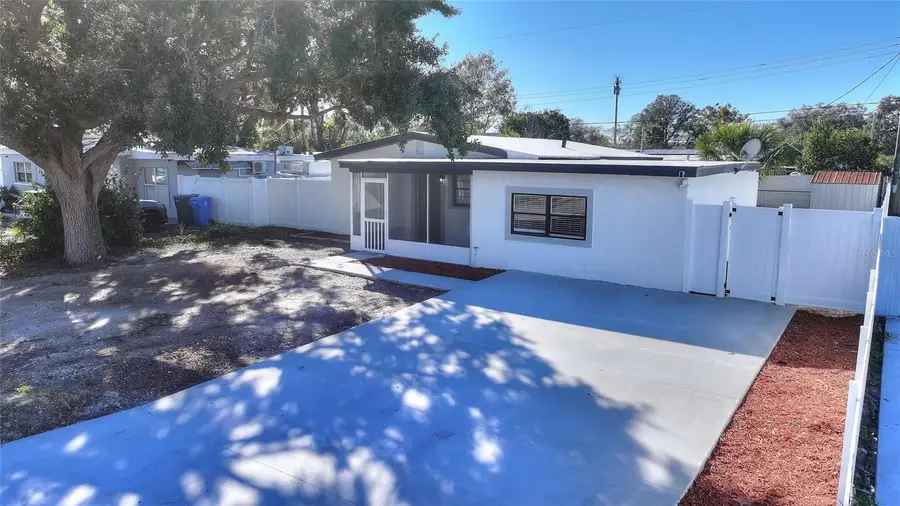 4712 Murray Hill Drive, Tampa, FL 33615 - Image #2