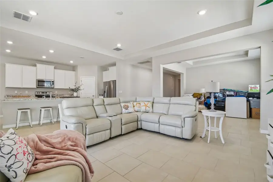 12436 Shining Willow Street, Riverview, FL 33579 - Image #2