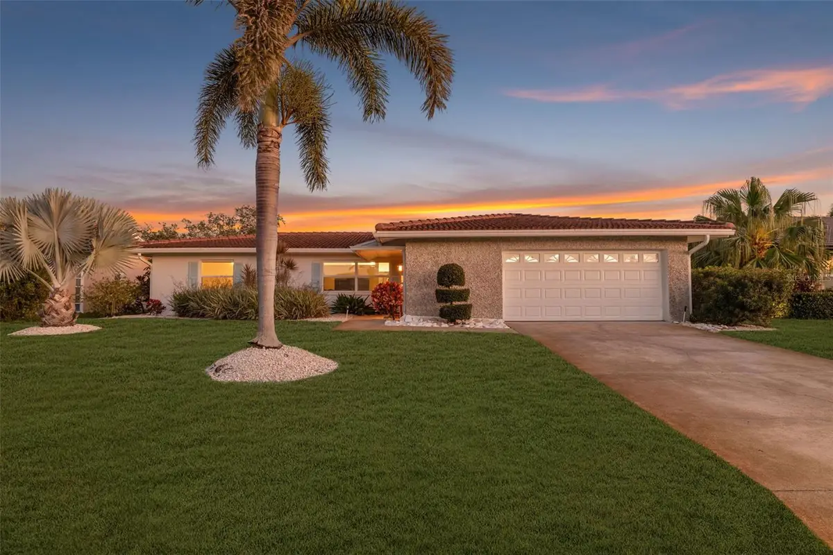 1984 Michigan Avenue Ne, Saint Petersburg, FL 33703 - Image #1