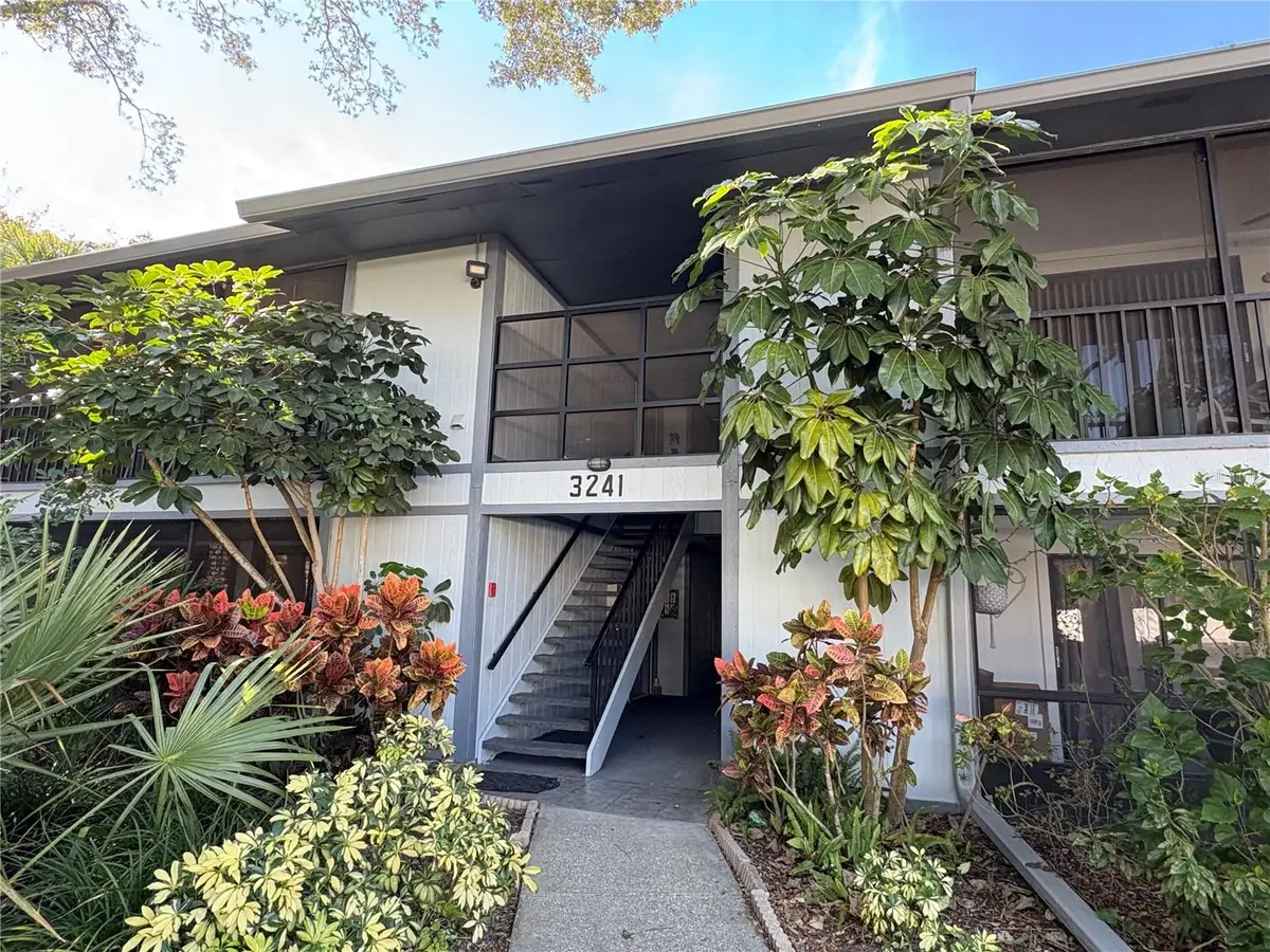 3241 Fox Chase Circle N #204, Palm Harbor, FL 34683 - Image #1