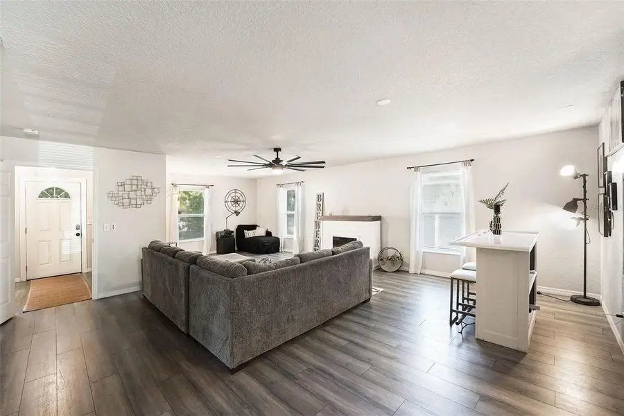 4542 19th Avenue S, Saint Petersburg, FL 33711 - Image #3