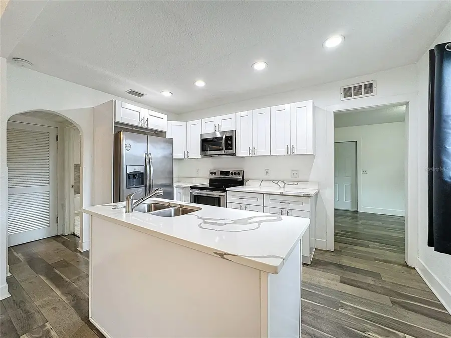 3126 Queen Street N, Saint Petersburg, FL 33713 - Image #3