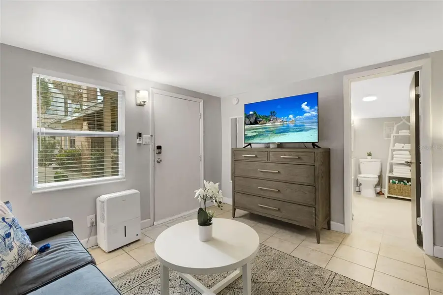 18 Heilwood Street, Clearwater, FL 33767 - Image #2