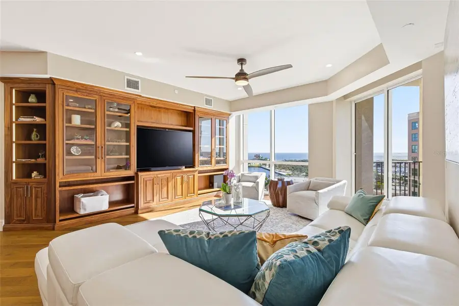 300 Beach Drive Ne #1004, Saint Petersburg, FL 33701 - Image #2