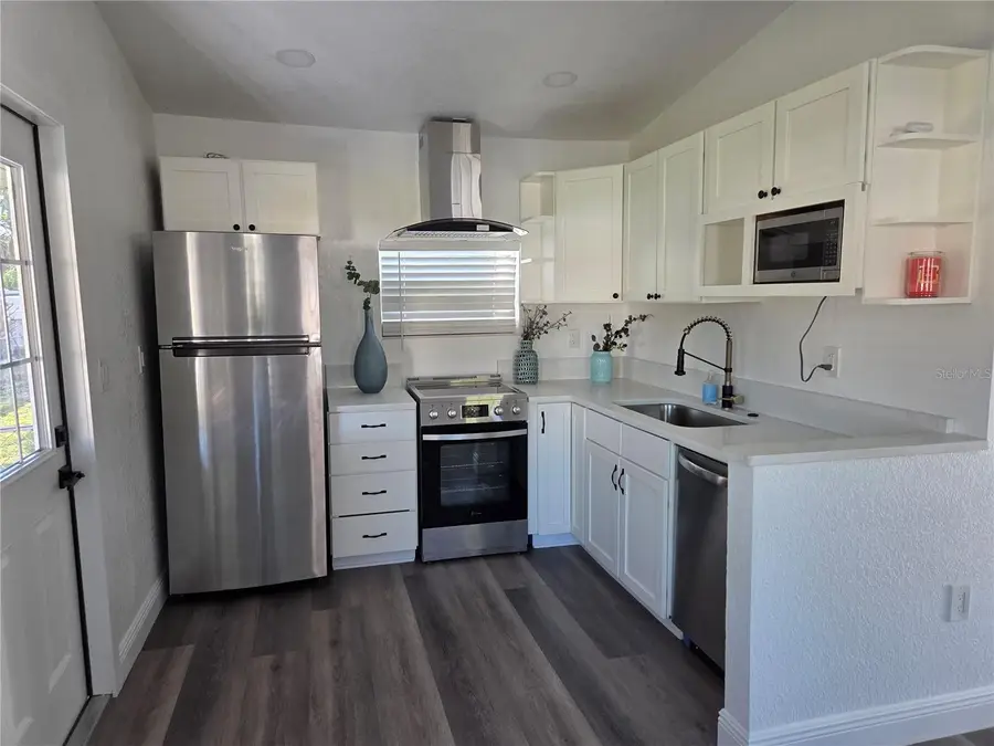 6405 Elliot Drive, Tampa, FL 33615 - Image #3