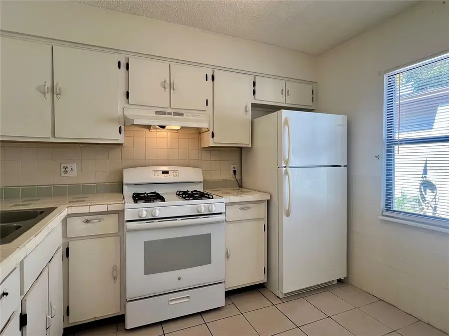 1361 Mission Hills Boulevard, Clearwater, FL 33759 - Image #2