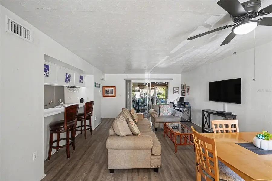 3765 41st Street S #I, Saint Petersburg, FL 33711 - Image #2