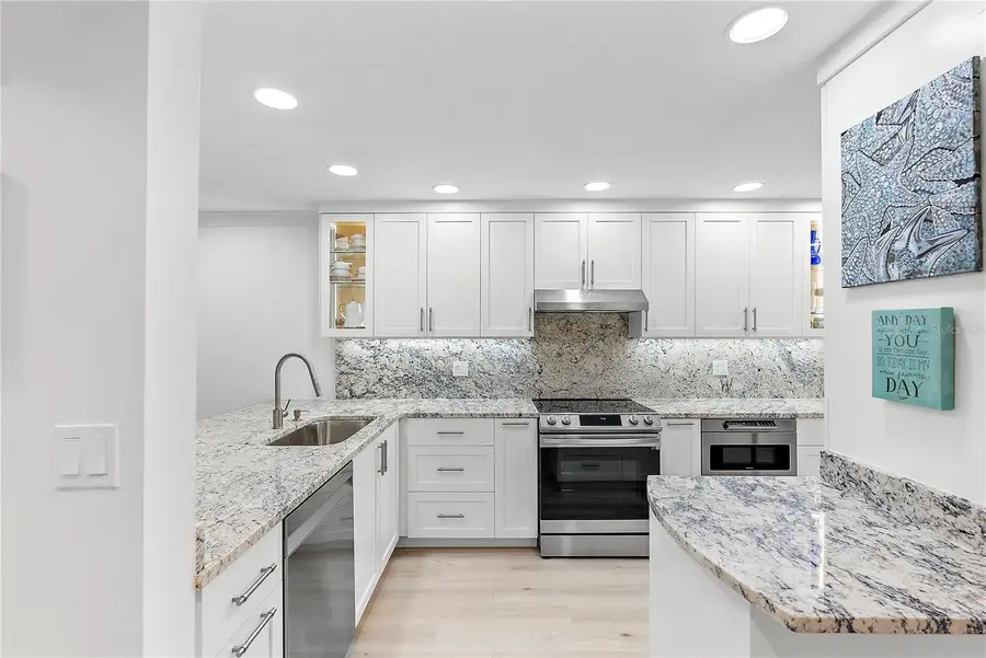 9433 Harbor Greens Way #306, Seminole, FL 33776 - Image #3