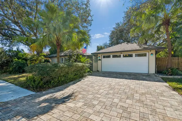 4110 W Bank Avenue, TAMPA, FL 33624