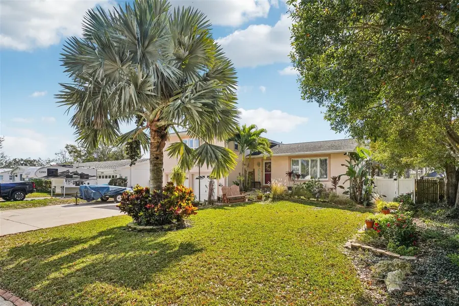 13476 Binglewood Avenue, Seminole, FL 33776 - Image #3