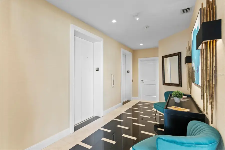 450 Knights Run Avenue #1801, Tampa, FL 33602 - Image #2