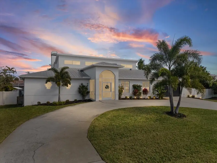 617 Kingston Court, Apollo Beach, FL 33572 - Image #3