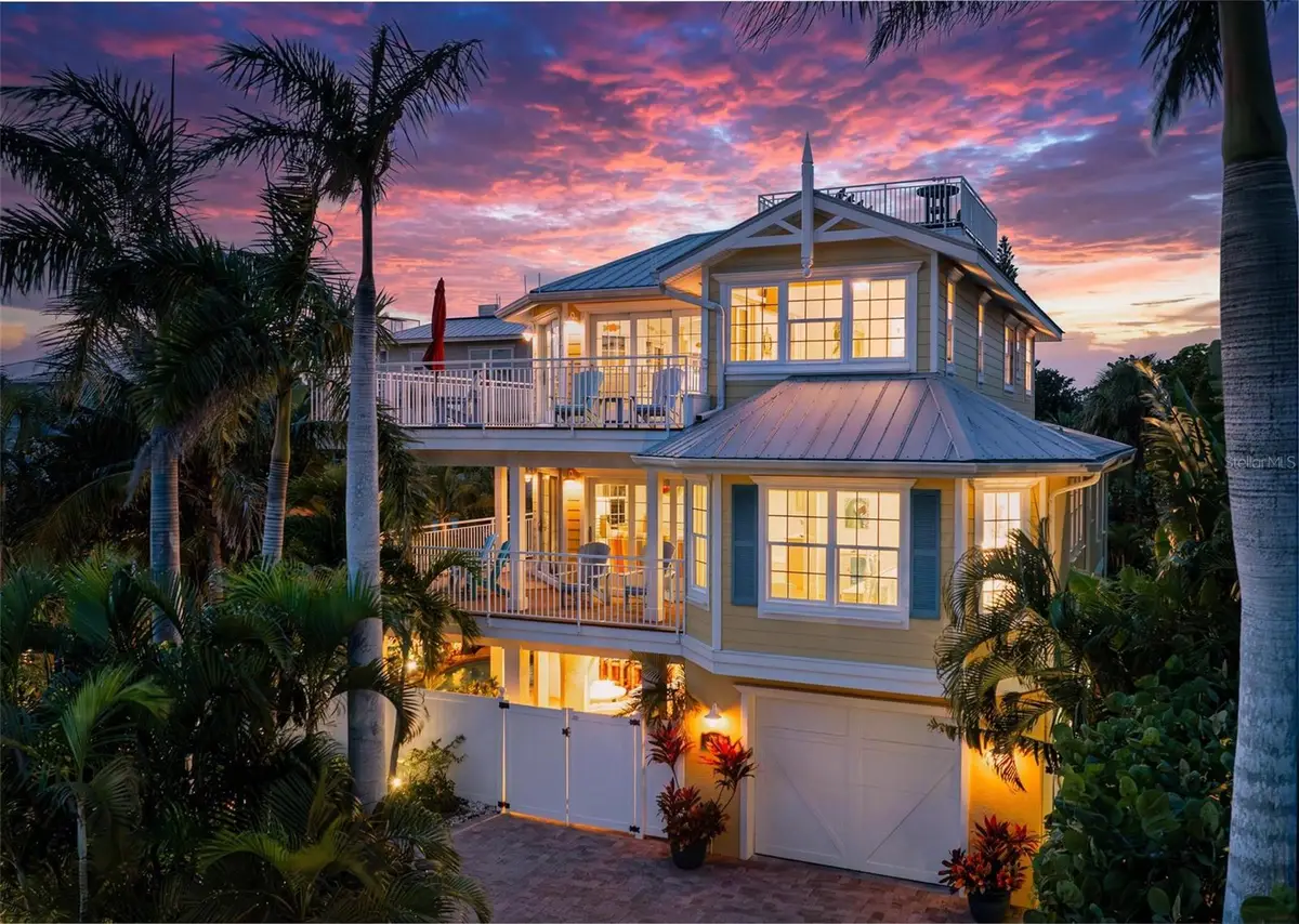 106 79th Street, Holmes Beach, FL 34217 - Image #1