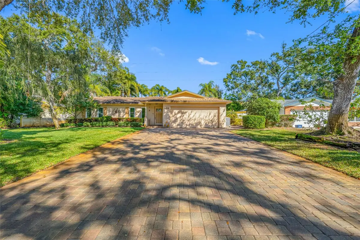 5473 97th Way N, Saint Petersburg, FL 33708 - Image #1