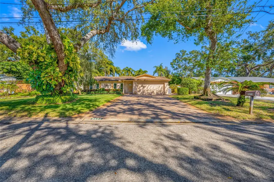 5473 97th Way N, Saint Petersburg, FL 33708 - Image #2