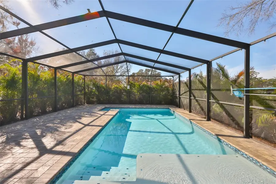 18711 Red Bird Lane, Lithia, FL 33547 - Image #2